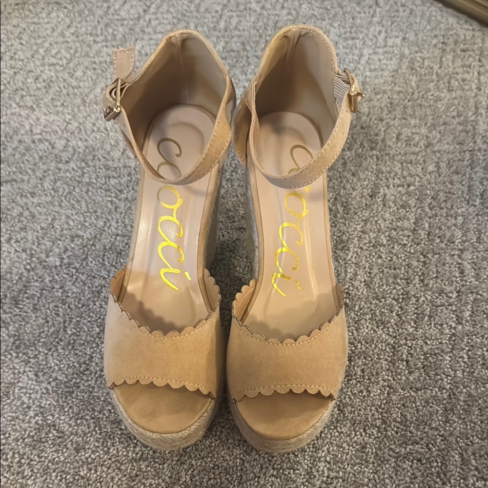 Vici Suri Scalloped Espadrille Wedge - Camel - 7.5